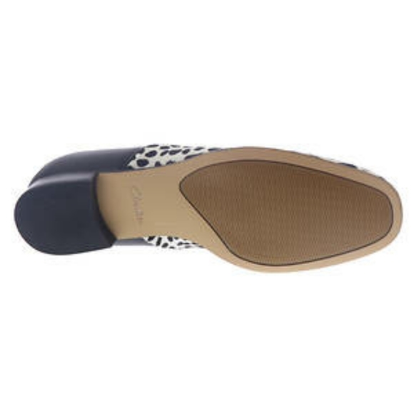 Clarks Women's Tone Pure Slip-on - Picture 3 of 3
